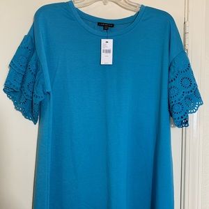 Blue Blouse with beautiful flowing sleeves!